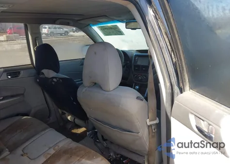 2010 Subaru Forester 2.5X Premium from USA, damaged, VIN JF2SH6CC8AH705952